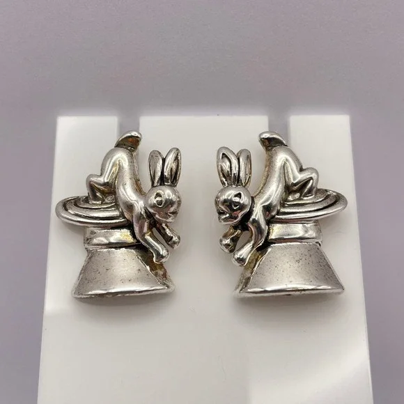 Vintage Rabbit Magic Hat Trick Silver Earrings MJ‎ Costume Jewelry - Picture 7 of 11